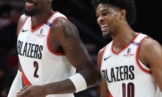 开云体育登录-开拓者队球员兢兢业业，迎接挑战