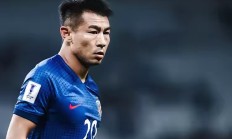 开云体育官方网站-中超球员脱颖而出，成为国内足球界焦点人物