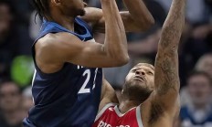 开云体育在线-包含火箭天王受伤缺阵，队友接力突破的词条