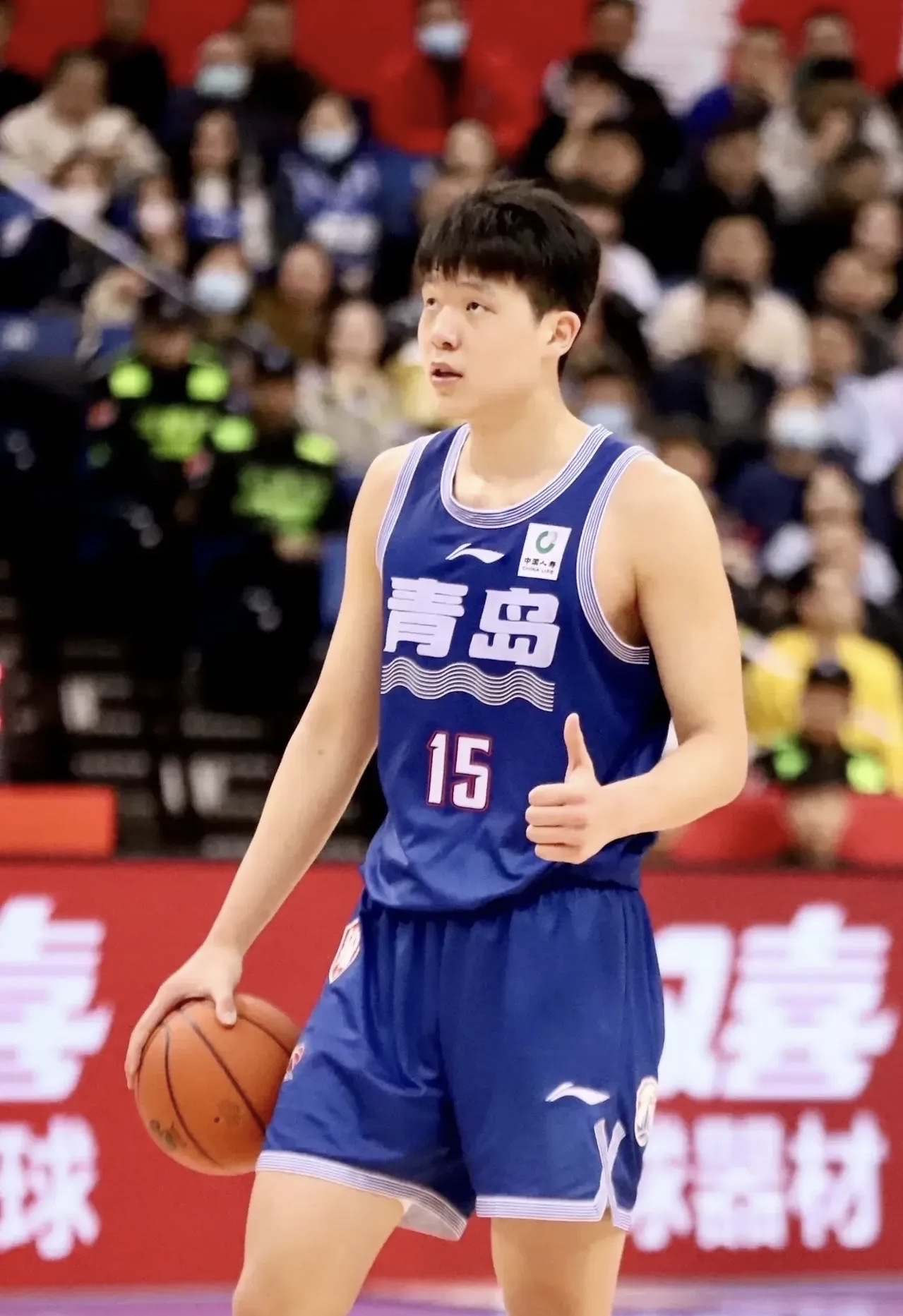 青岛男篮主场告负，失去主场优势
