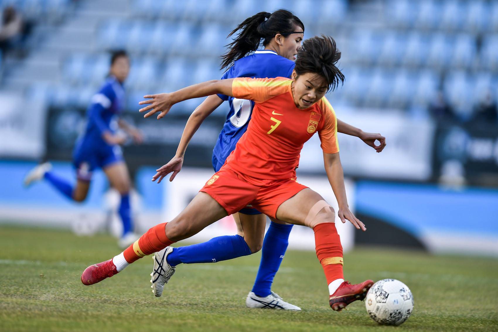 中国女足再获胜利，表现出色