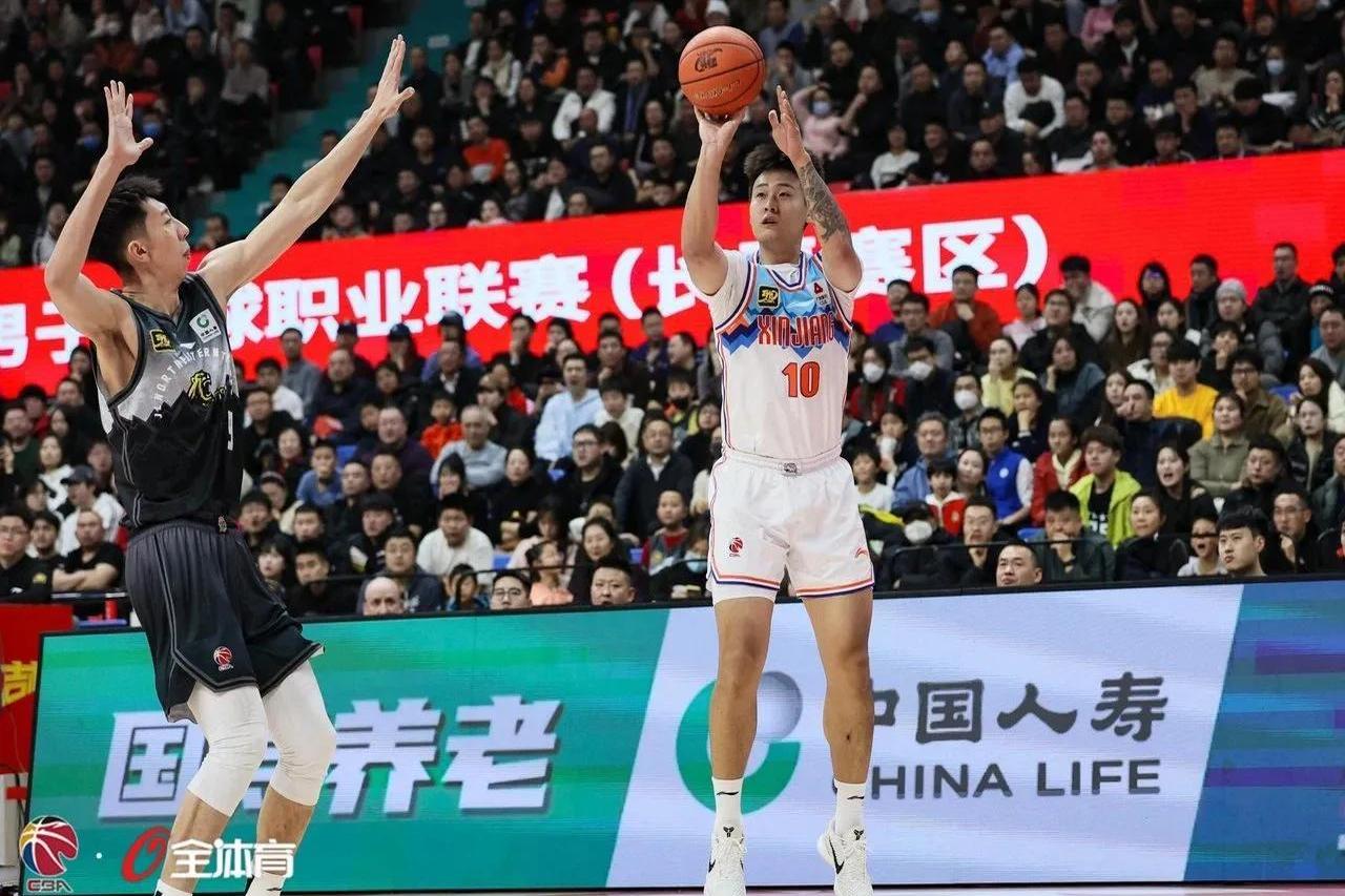 富力球队状态稳步提升，备战新命题比赛