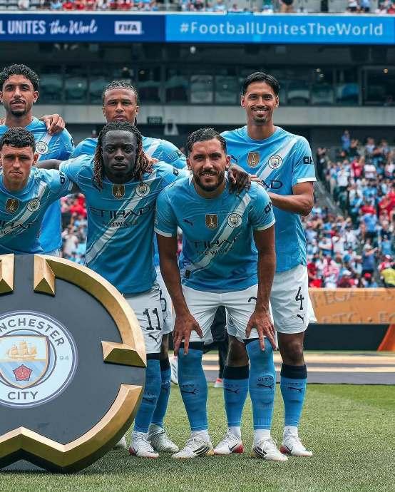 曼城主场告捷，仍居榜首