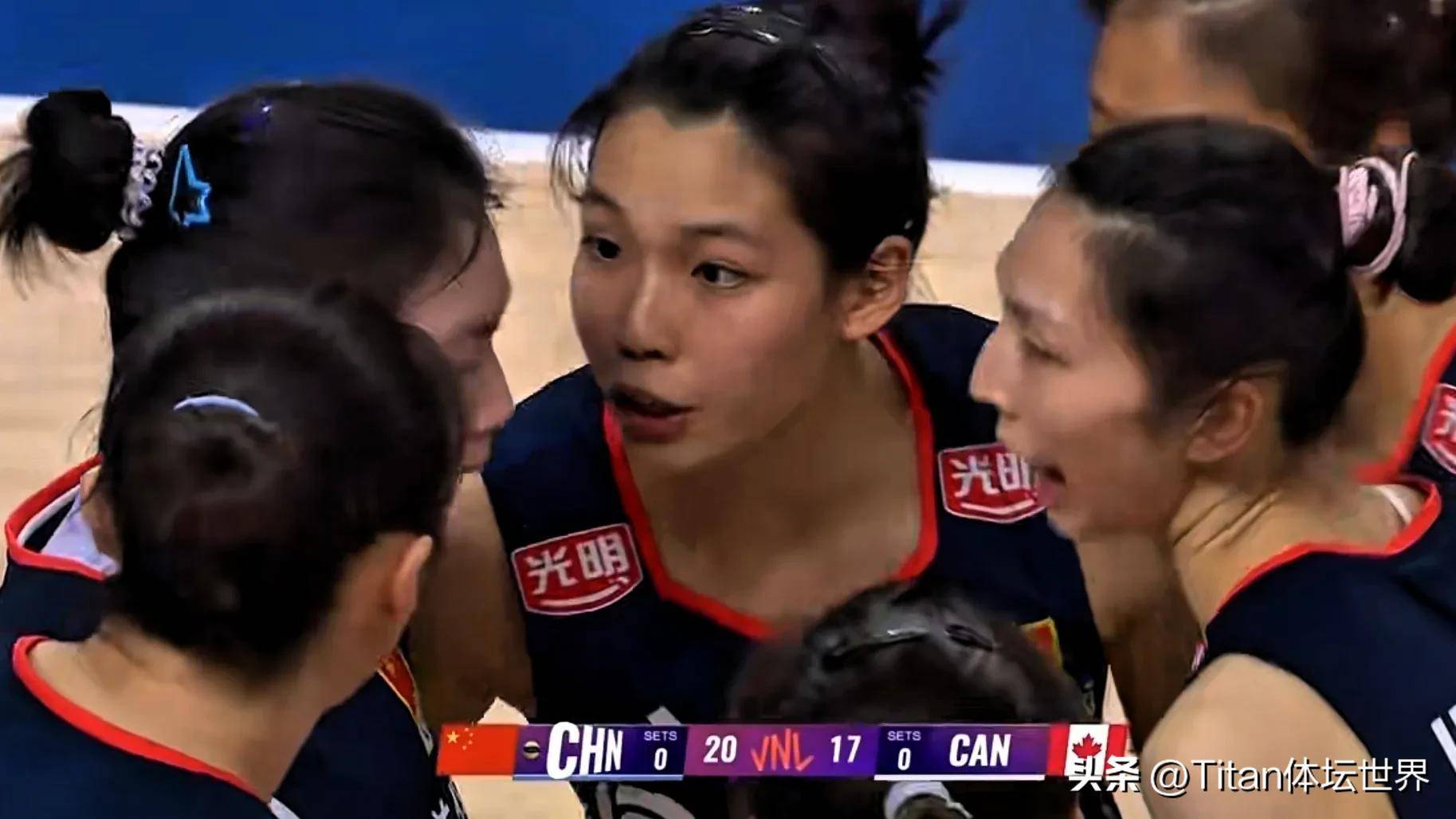 美国队大胜加拿大