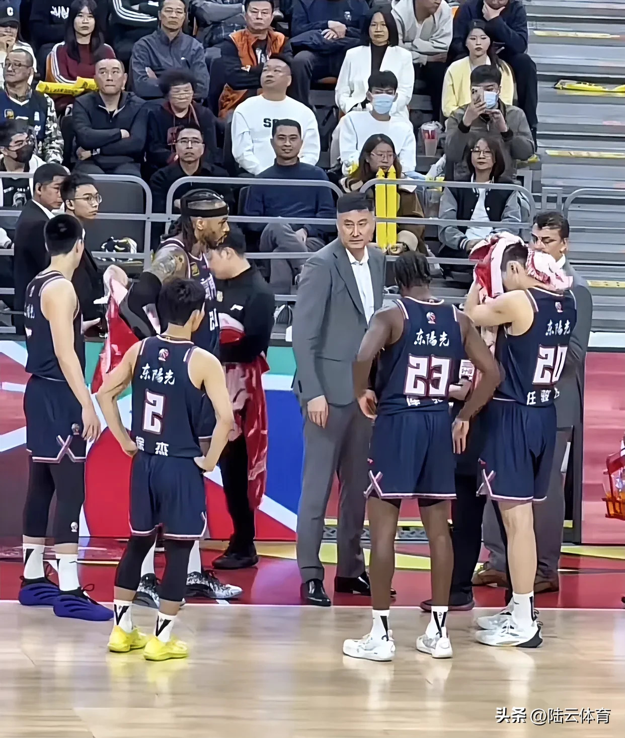 年轻球员崭露头角，点燃全明星赛的激情