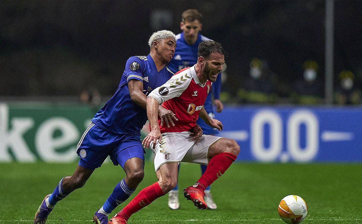 热那亚再获胜，球队士气高昂，备战下一场比赛