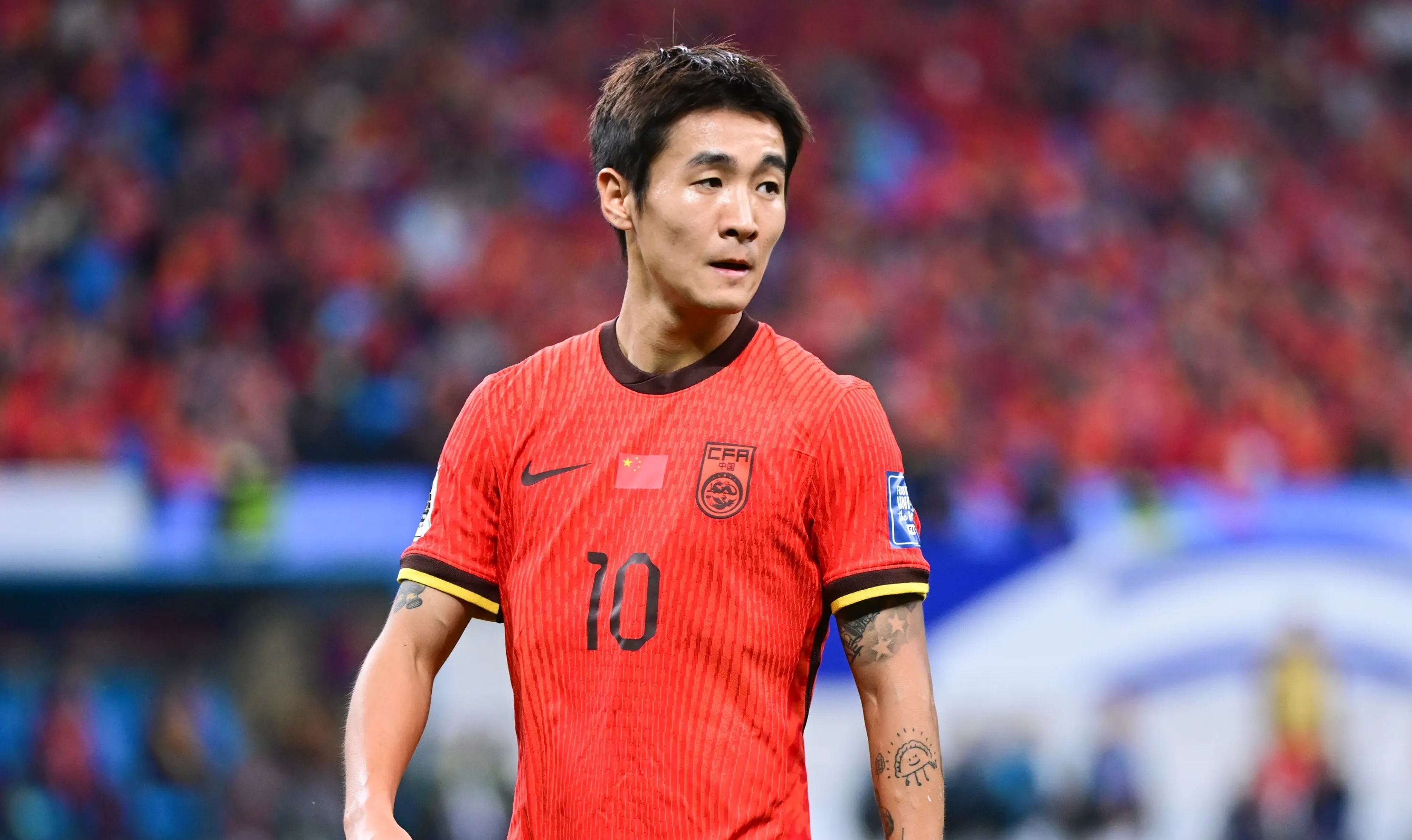 球员在比赛中误失绝佳得分机会 球员在比赛中误失绝佳得分机会