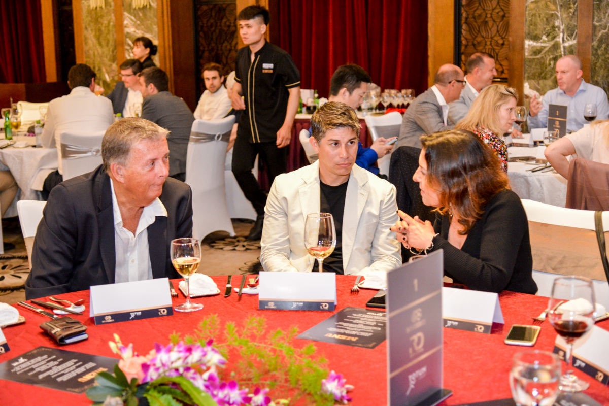 亚洲联赛协会成立仪式盛大举办,球员震撼 亚洲联赛协会成立仪式盛大举办,球员震撼