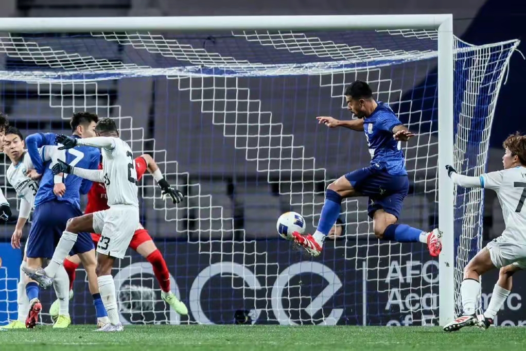 波兰联赛升降级擂台赛，球迷热切期待