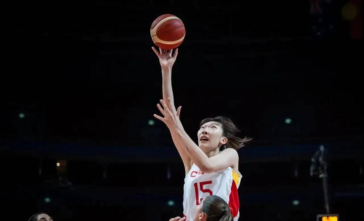 包含福建女篮豪取三分，豪取三连胜的词条