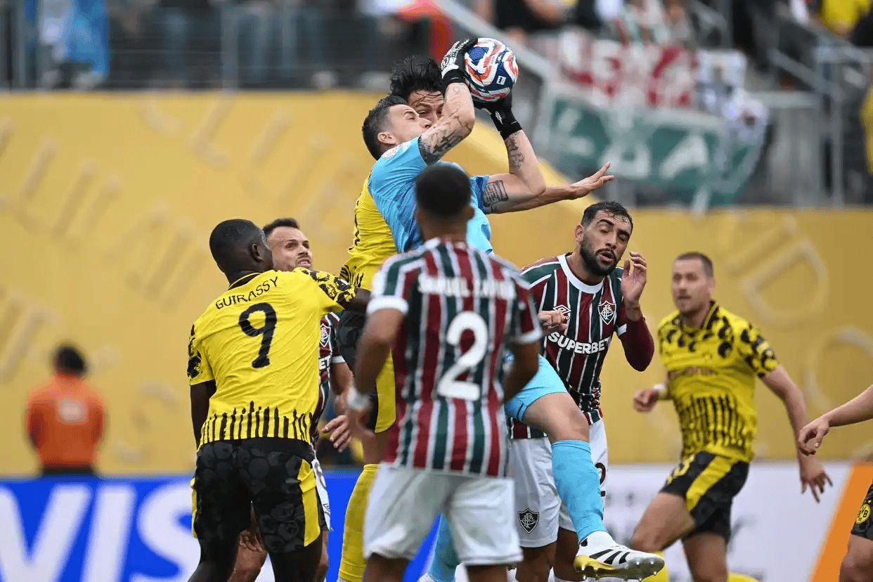 多特蒙德主场平局，汉诺威险胜保持领先的简单介绍