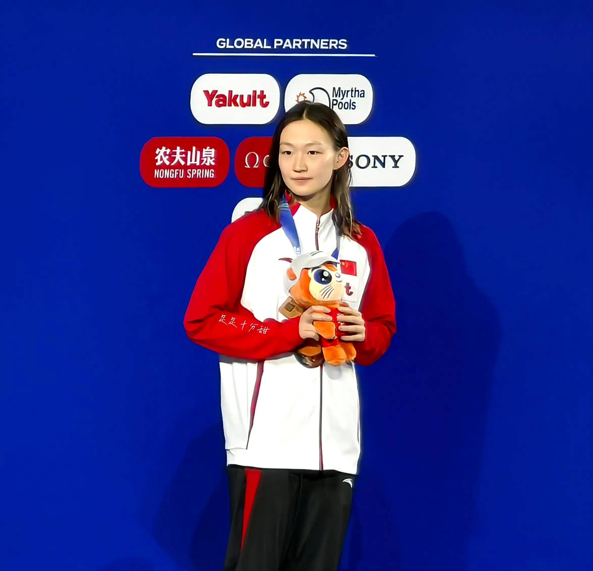 游泳选手个人表现亮眼,备战冲刺中 游泳选手个人表现亮眼,备战冲刺中