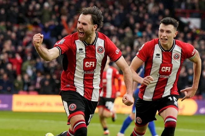 包含南安普敦连续不胜，英超保级形势危急的词条