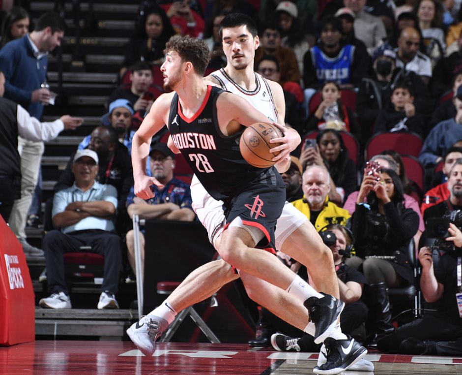 灰熊逆袭力克火箭，成功晋级