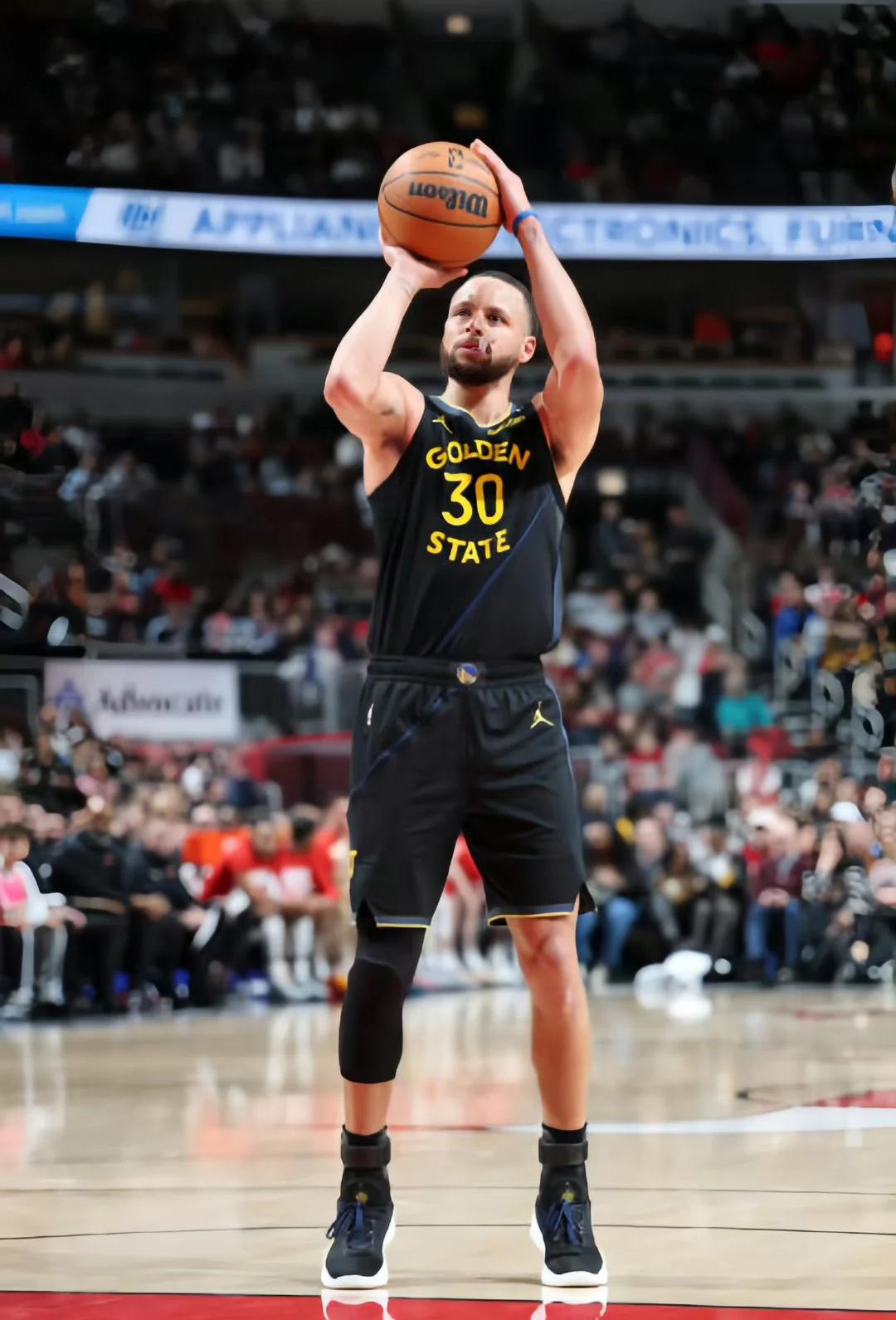 勇士队主教练期望在新赛季实现再次夺冠