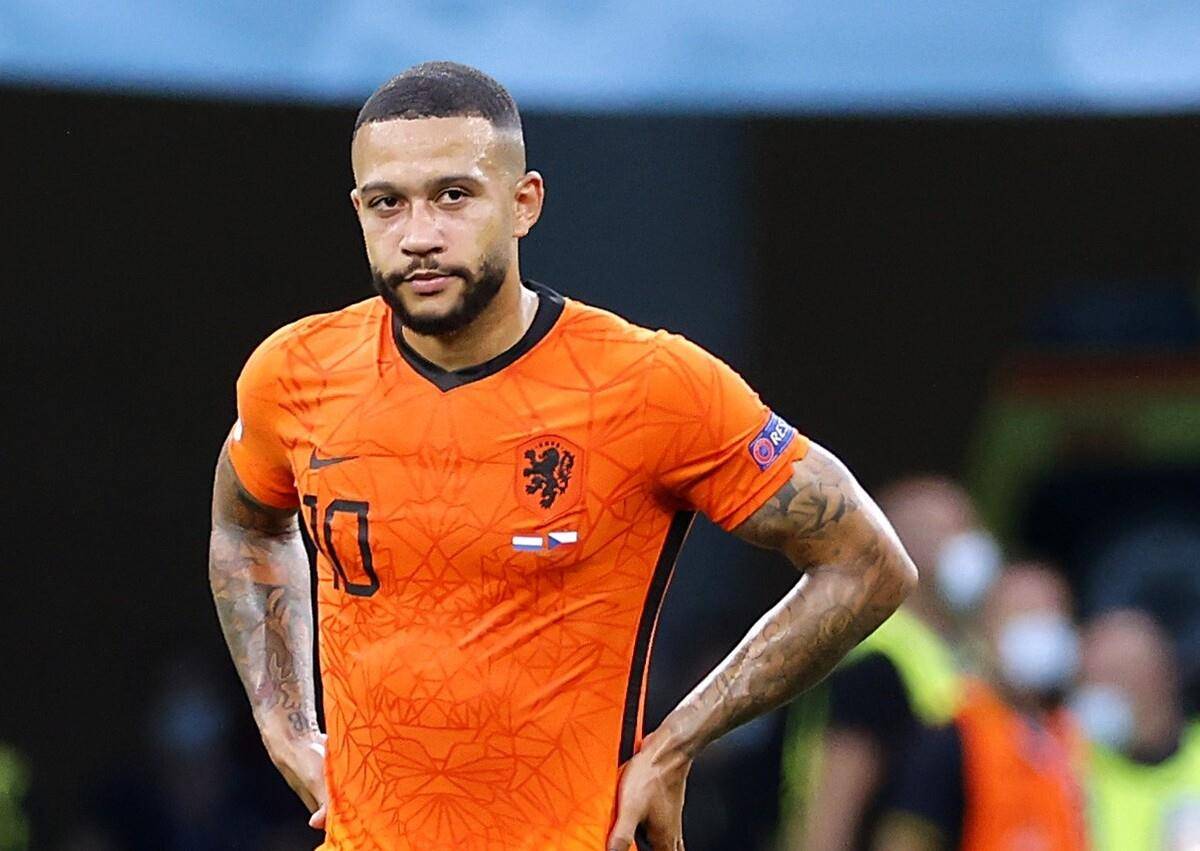 包含精彩战术变换获得胜利场面混战不分胜负的词条