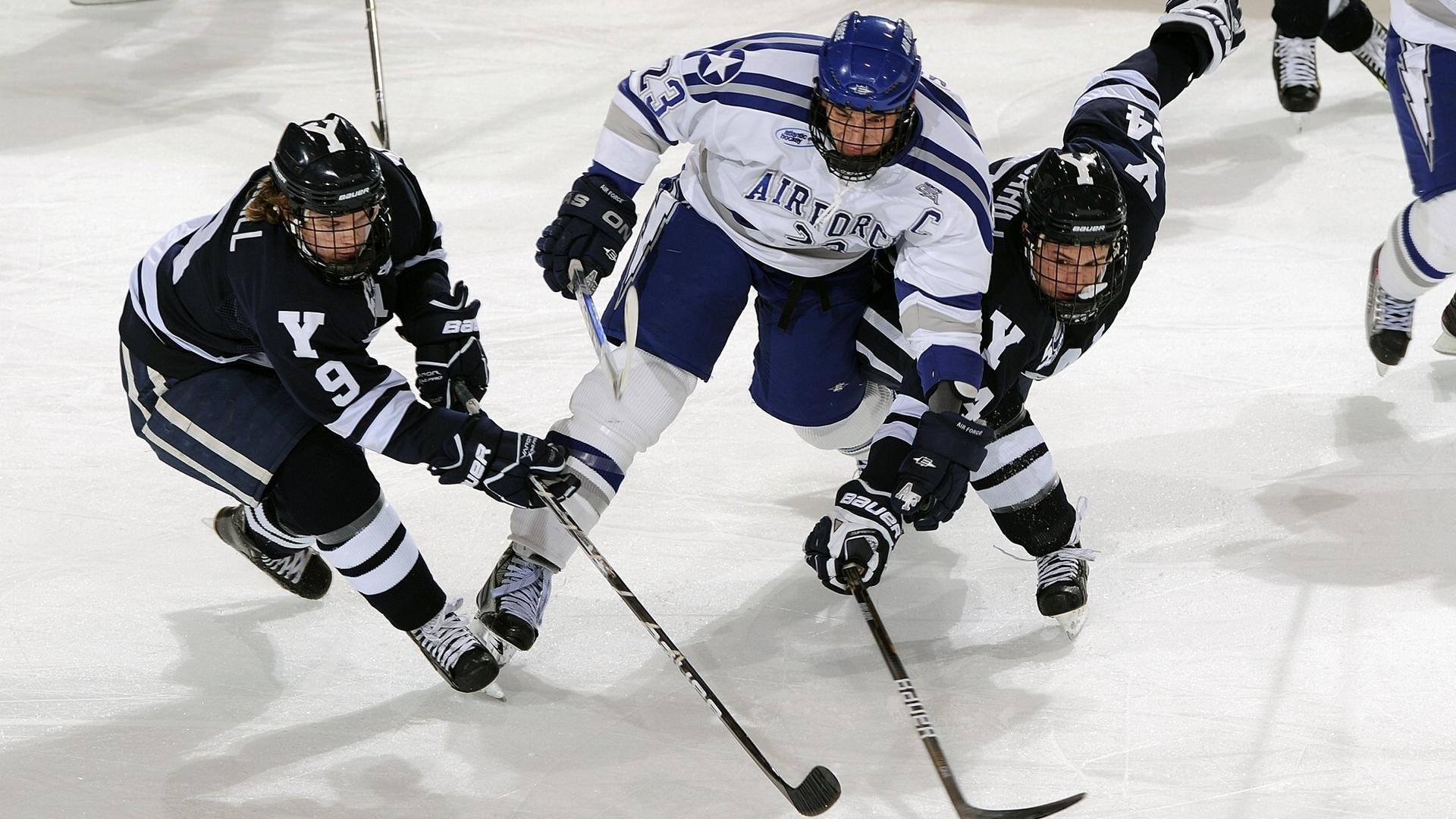 争冠的棋局,广东男篮用足球智慧编织的战术罗网
