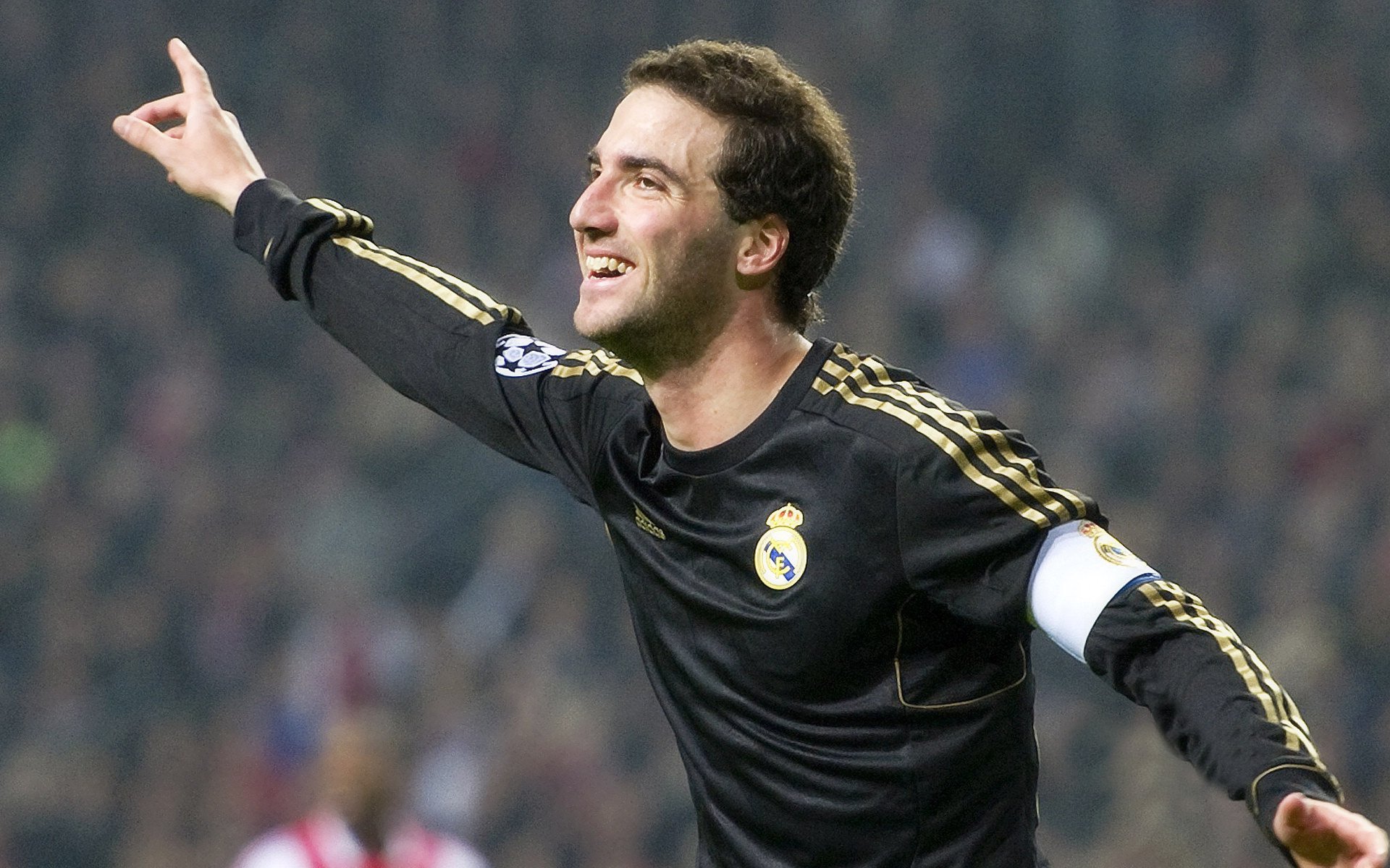 黄黑屠龙术,多特蒙德如何为德国足球锻造击穿阿根廷的密钥