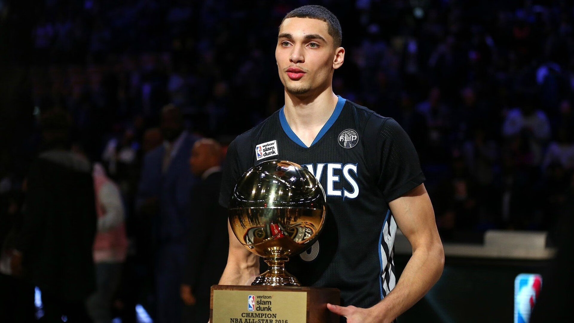 羽坛地震，印尼队绝地翻盘法国队，马琳跪地怒吼点燃赛场