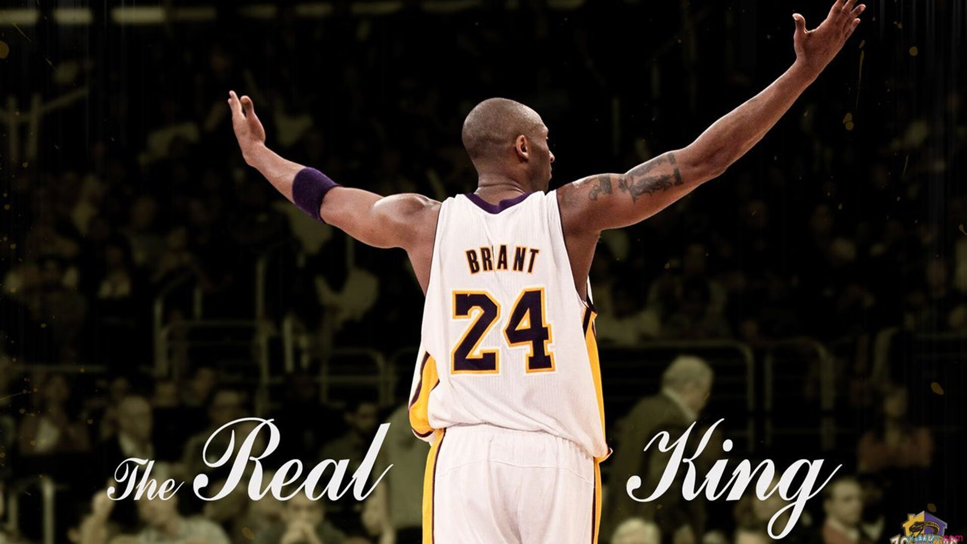 银绿风暴，当阿斯顿马丁在维斯塔潘的绝对领域里逆转法拉利